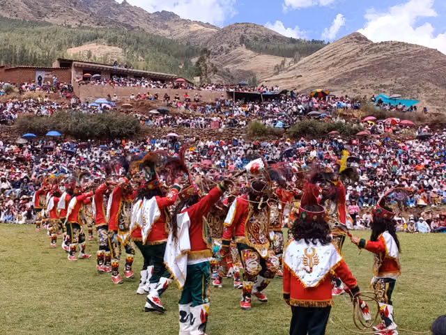 Saqra dance, San Salvador 12