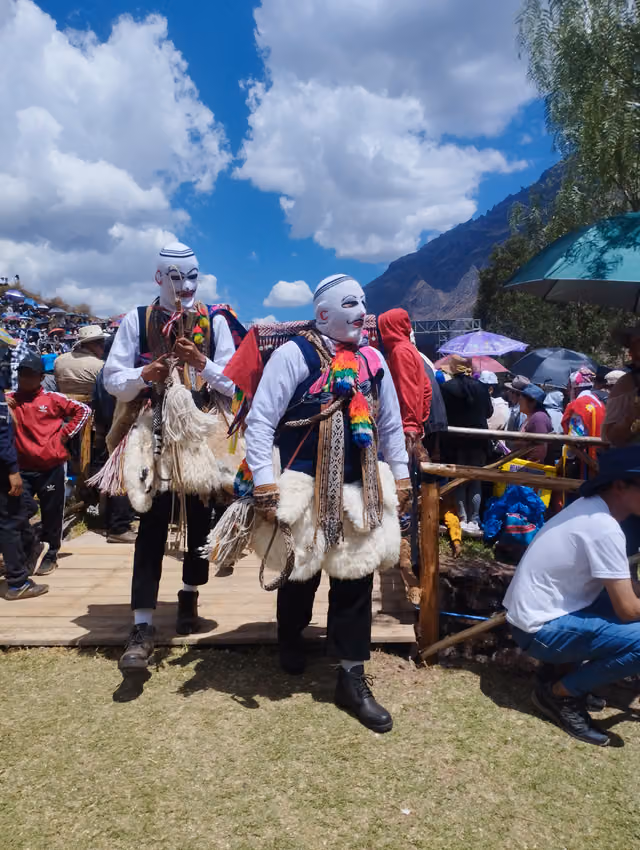 Virgen del Rosario festivity, Cusco (48): costume of the Qhapaq Qolla dance