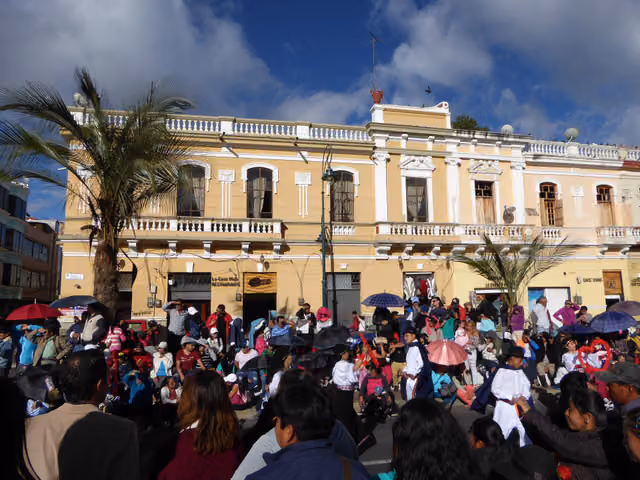 Parade in Riobamba, Ecuador (1208)