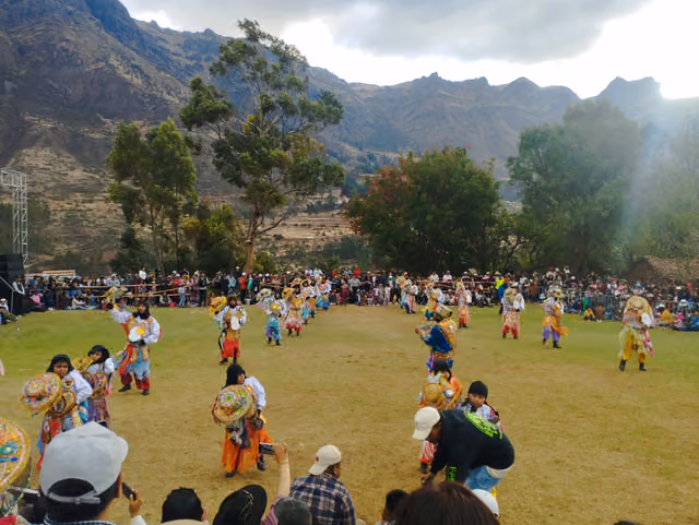 Virgen del Rosario festivity, Cusco (120): Qhapaq Negro dance