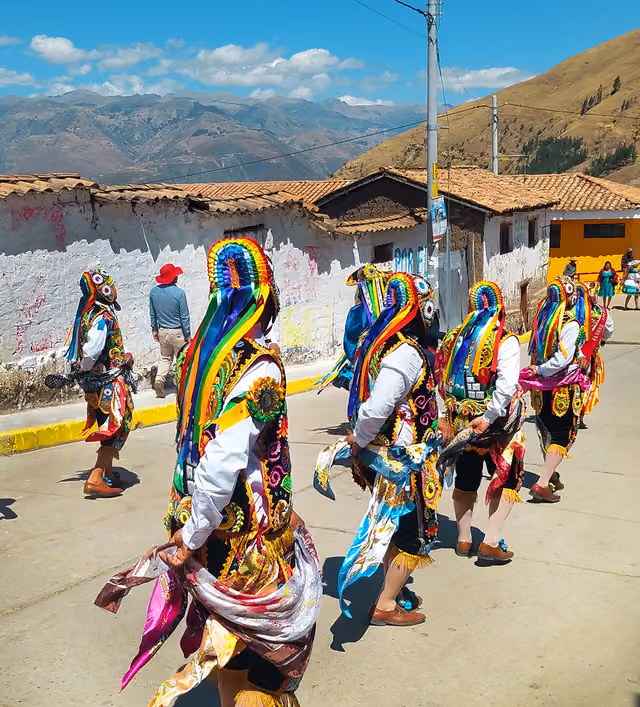 Contradanzas en Chinchaypujio