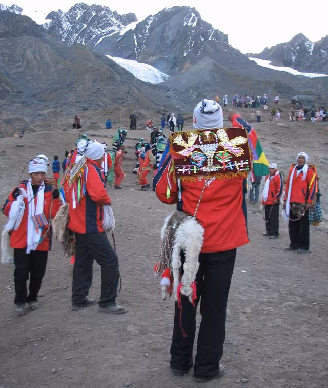 Qoyllur Rit'i dancers