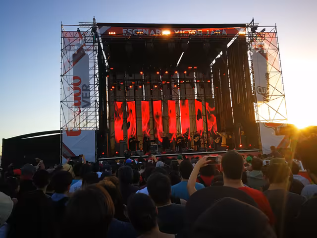 Quilapayún at the Cumbre del Rock Chileno 2018 (3)