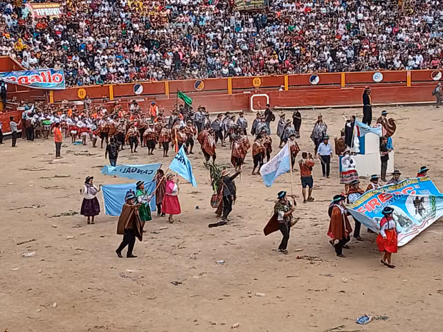 Carnival Vencedores de Ayacucho in Lima 2025, photo 04