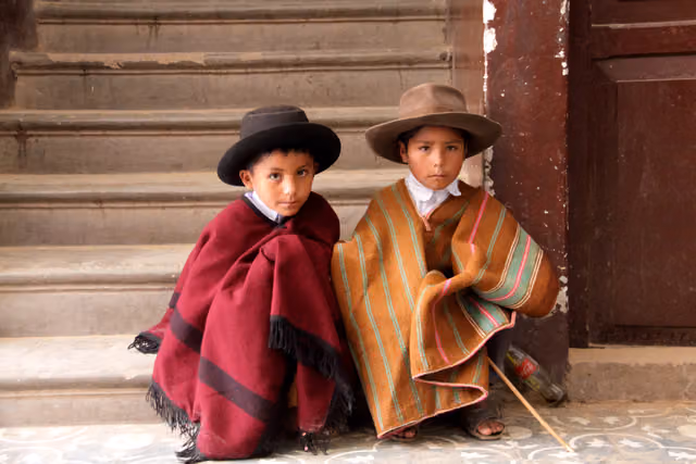 Children at the Tarata festival