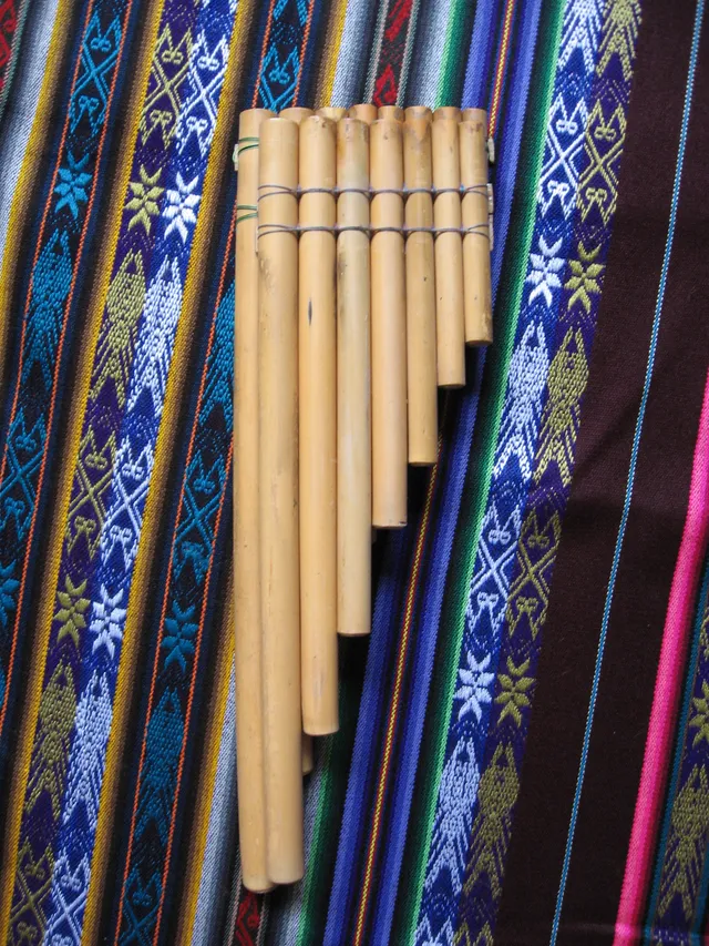 Siku or sikus (panpipes)