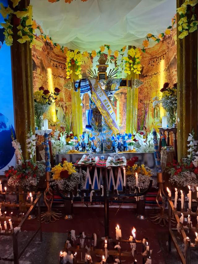 Velación de la Santísima Cruz Tatito Mamani, Huancané