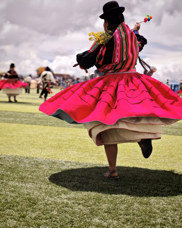 Ejecutando los pasos, conjunto Chacareros Flor de Sankayu-02