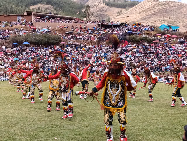 Saqra dance, San Salvador 11