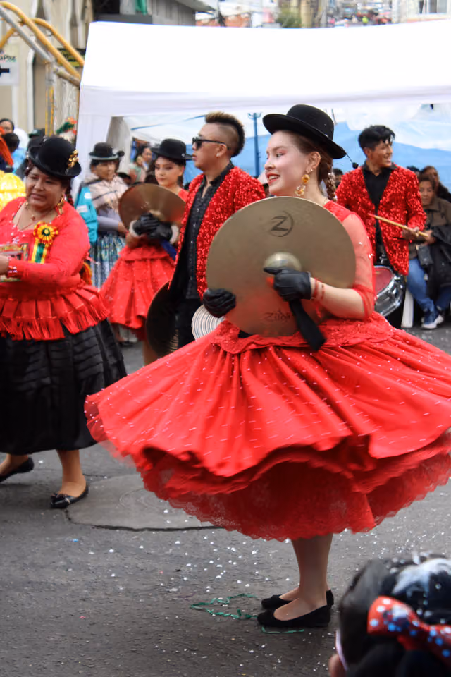 Cholita platillera, Jisk'a Anata Carnival 2024