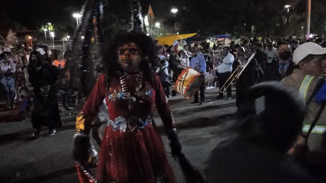 Diablada: modern dark angel