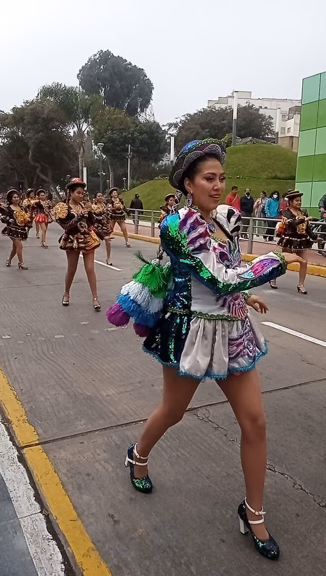 Pasacalle in San Borja: Puno dances (12)