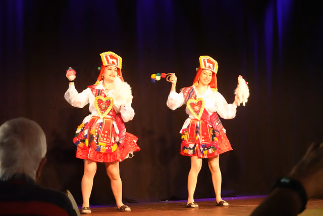 Grupo de danza peruana en Múnich (1)