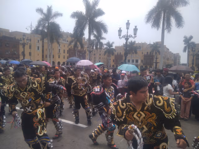Pasacalle de morenada en Lima, Festividad de la Virgen de la Candelaria 2024 (foto 654)