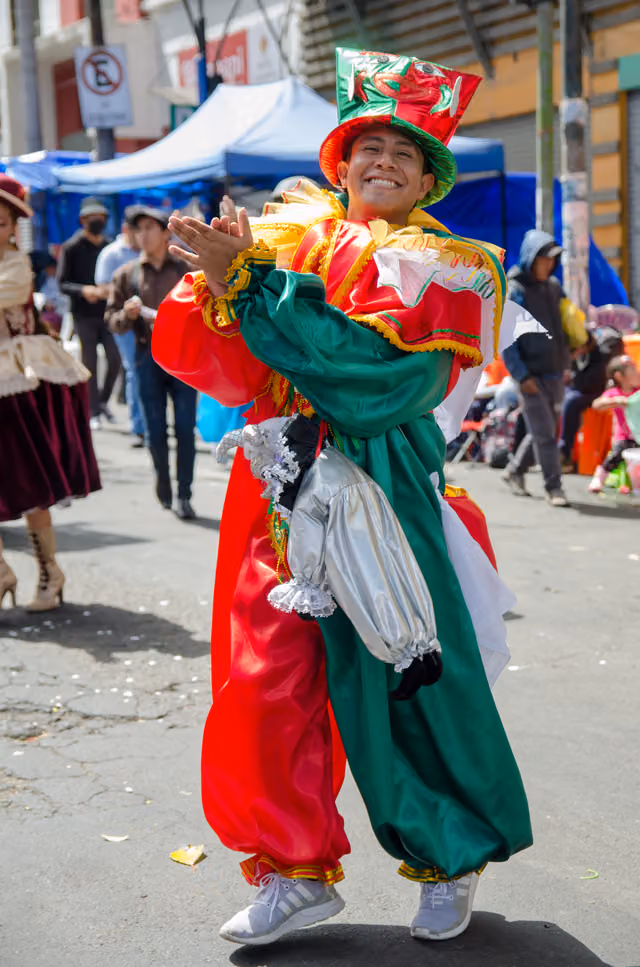 Dancer dressed as a cucumber, Bolivian carnival
