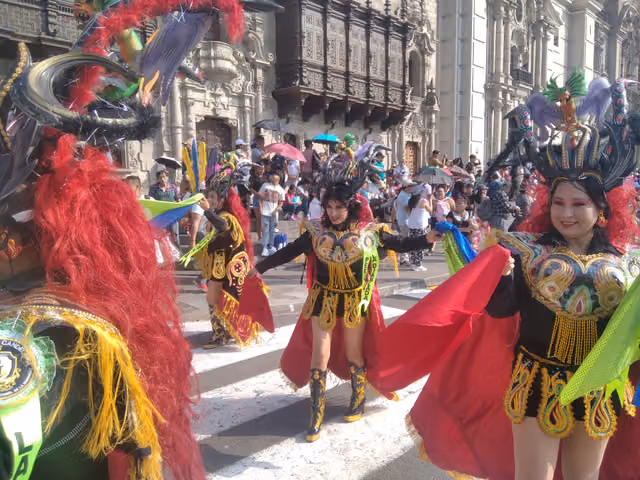 Pasacalle de Lima por la Festividad de la Virgen de la Candelaria 2024, fotografía 1170