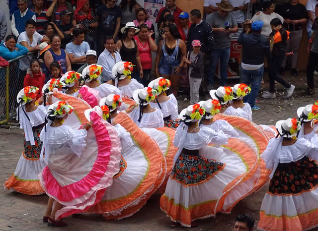 Dances at the carnival of San José de Chimbo