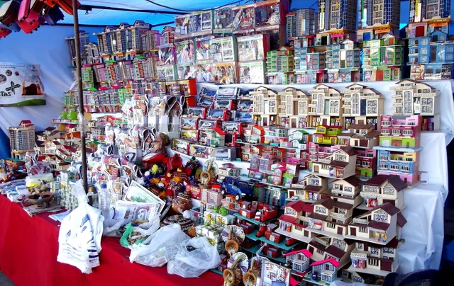 Miniaturas de la Feria de Alasitas de Puno 02