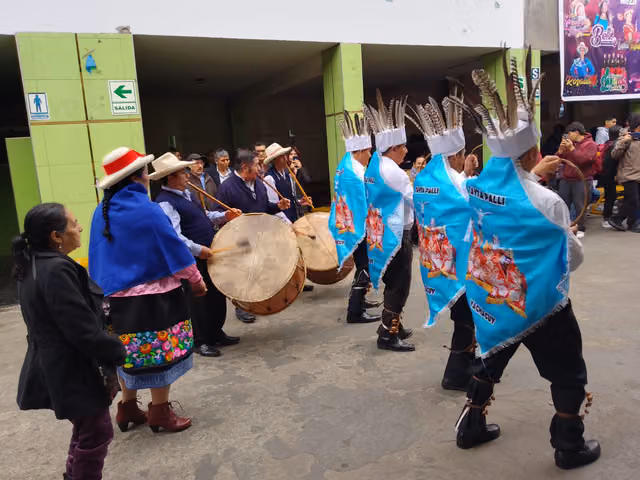 Traditional dance formed by the mayordomo's family and friends