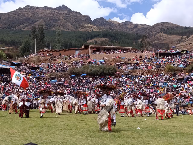 Danza Qhapaq Chunchu, San Salvador 14