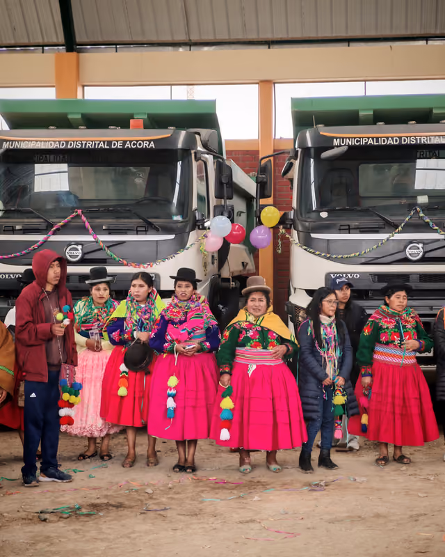 Vehicle challa on Carnival Monday in Ácora