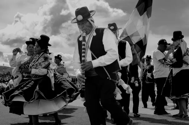 Chacareros dance at the Jach’a Anata Phunchawi carnival in Ácora 2025