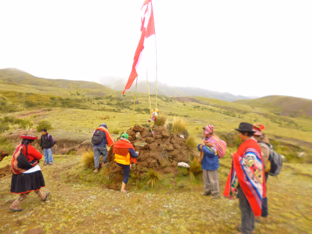 Linderaje boundary-walking, Fortaleza community, Cusco 2019 (photo 13)