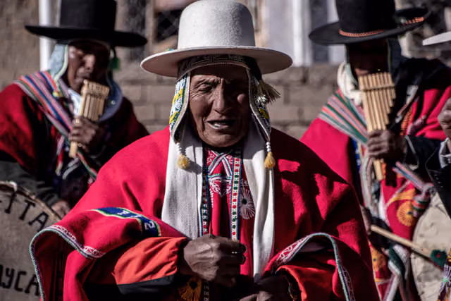 Sikuris of Taypi Ayka, La Paz (Bolivia)