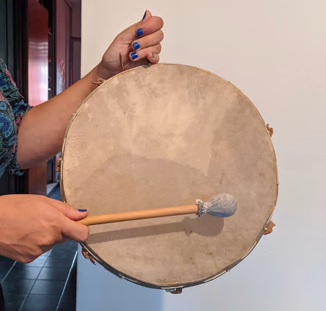 Caja (Andean instrument)