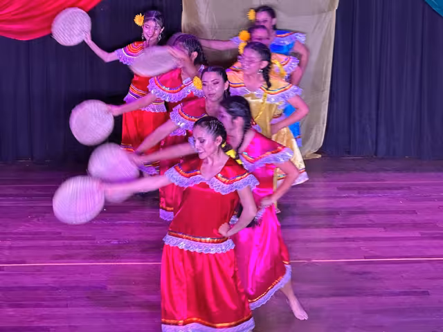 Taquirari dance