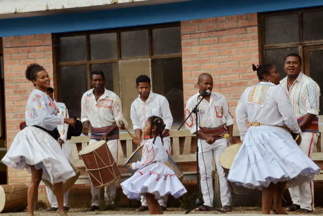Danza afroboliviana (saya), demostración