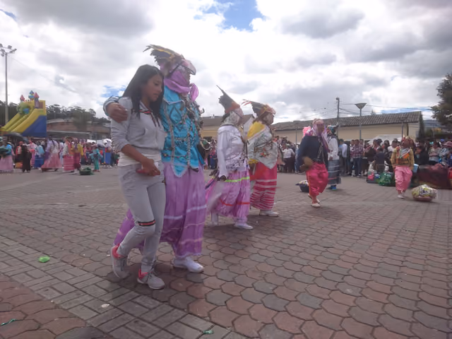 Baile de los Yumbos 02