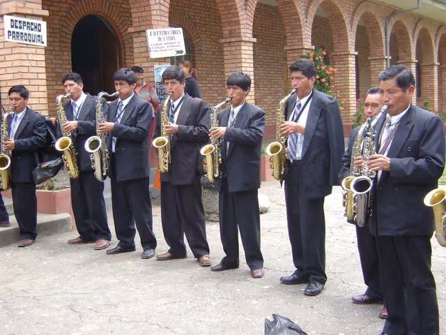 Saxophonists of Huancayo