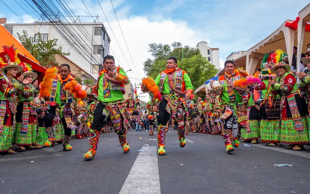 Men dancing tinkus at the Cochabamba carnival 05