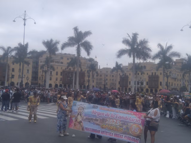 Pasacalle in Lima for the Festival of the Virgen de la Candelaria 2025 (photo 371)