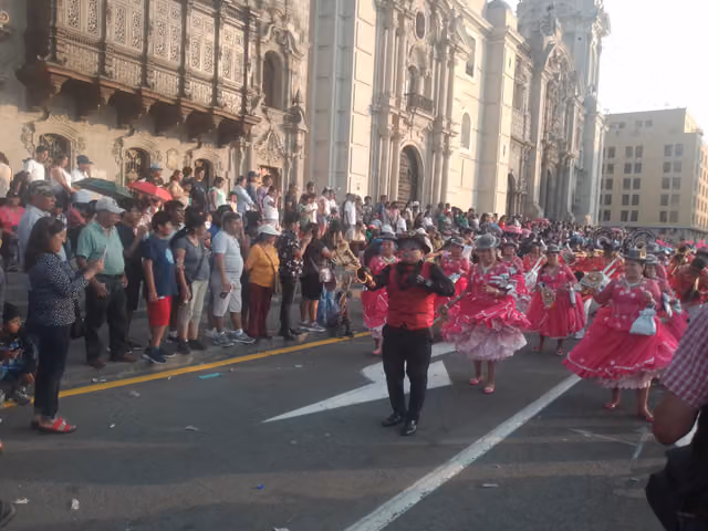 Pasacalle de Lima por la Festividad de la Virgen de la Candelaria 2024, fotografía 1371