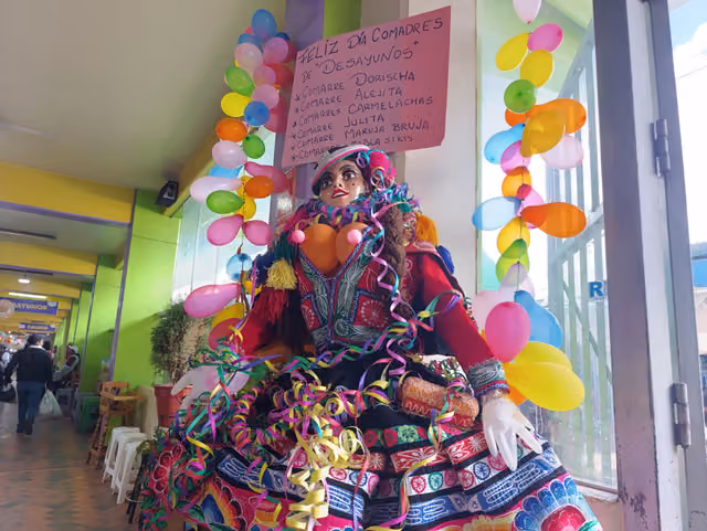 Doll made for the comadres festivity, Wanchaq Market, Cusco (14)
