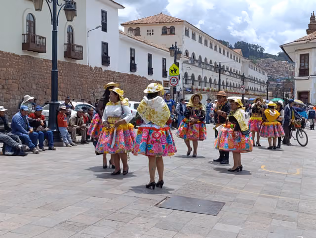 Dolls made for the comadres festivity, historic centre of Cusco (15)