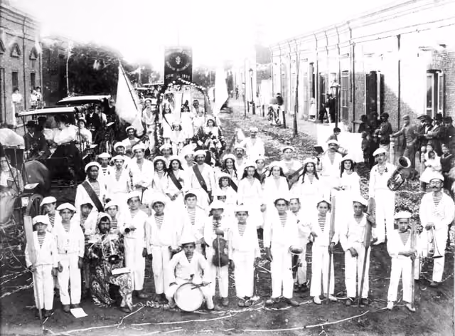 Choral society at the 1908 carnival, General Belgrano