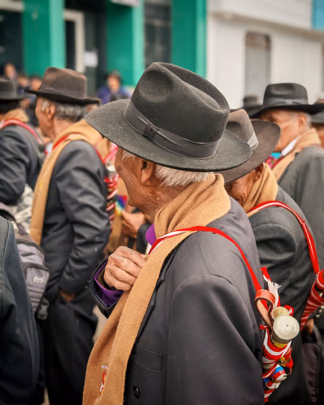 Communal authorities of Ácora at the opening of the Jach'a Anata Phunchawi
