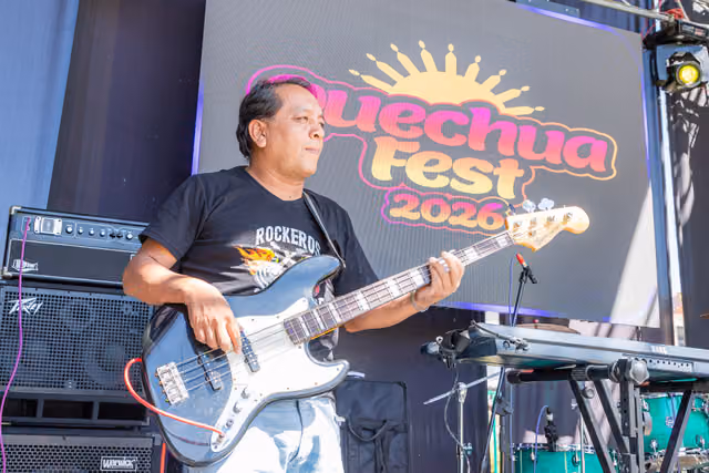 Danny Cocol, bajista de Los Mojarras en el Quechua Fest 2026