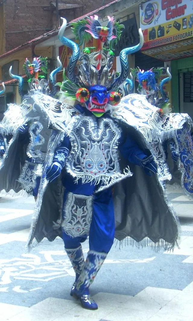 Diablada puneña, Diablada Azoguini, Puno (Perú), recorte