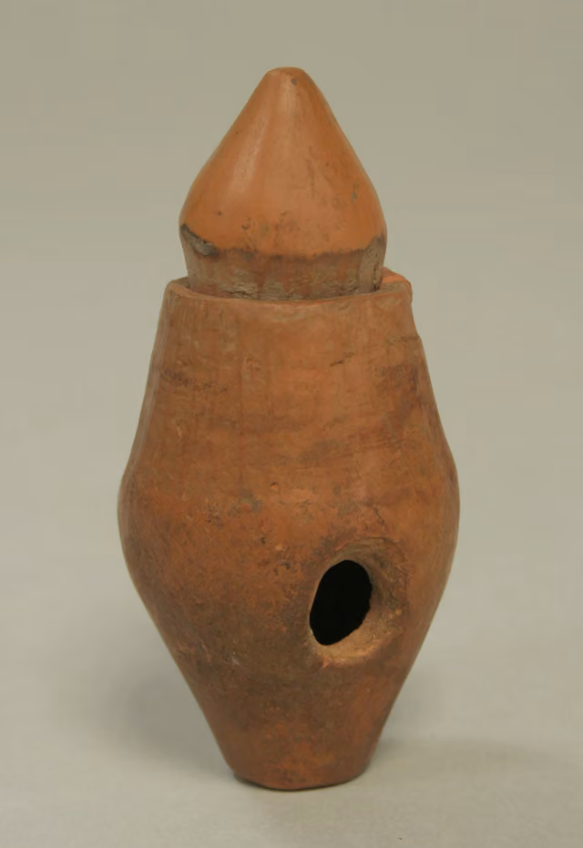 Silbato de cerámica – Paracas