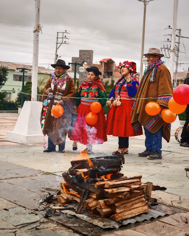 Bonfire at dawn in Ácora's main square