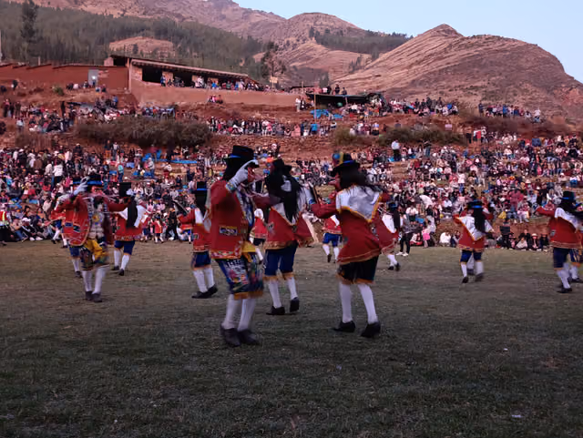 Siqlla dance, San Salvador 04