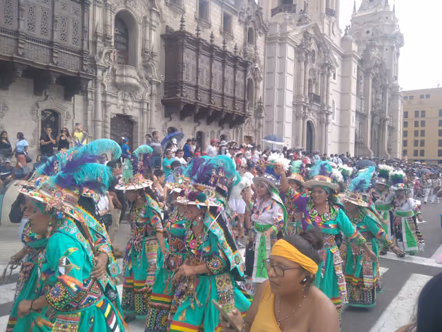 Pasacalle de Lima por la Festividad de la Virgen de la Candelaria 2024 1050