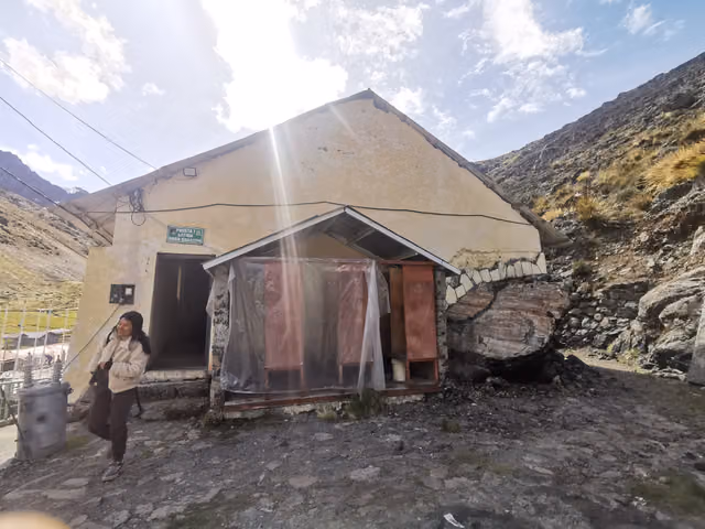Confessionals behind the Qoylluriti sanctuary