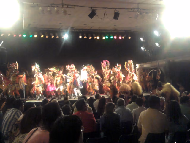 Diablada de Oruro en la Feria del Libro de Santiago (2011)