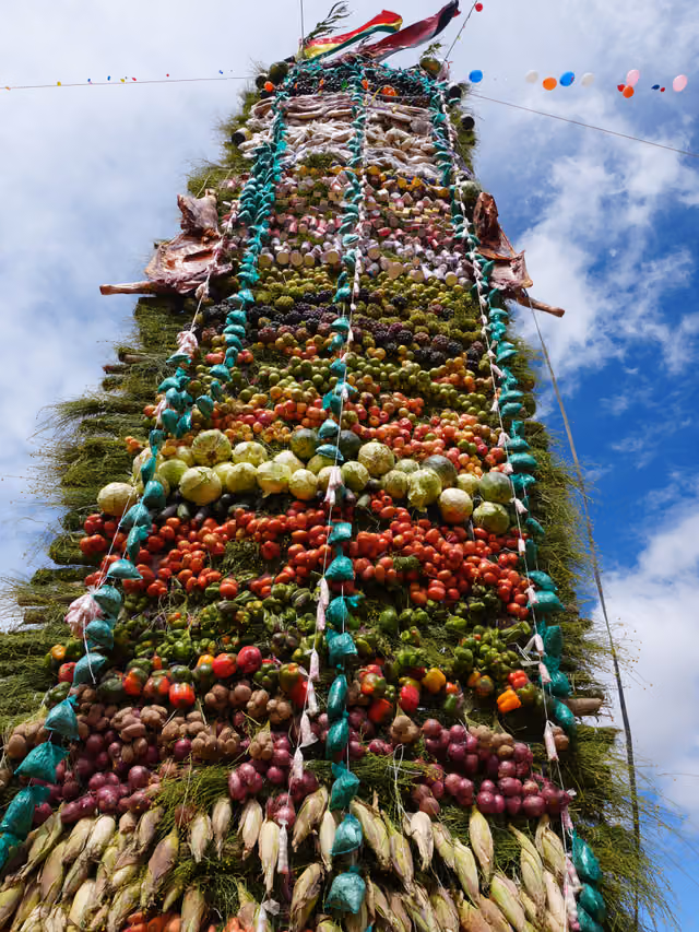 Detail of the food offerings on the 14-metre Pukara altar