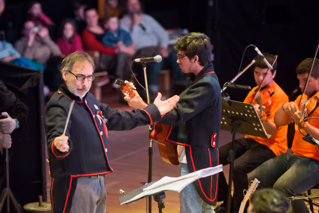 La asombrosa sinfónica de Zamba at the CCK (2015)